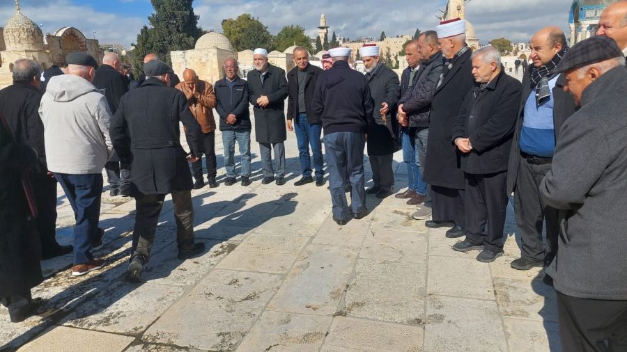 زيارة وفد من لجنة المتابعة للأوقاف الإسلامية في المسجد الأقصى